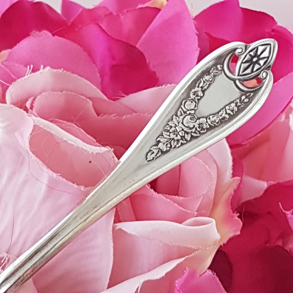 8pc Rogers Bros XS Triple Silver Plate Teaspoon Set - Victorian Era Flatware